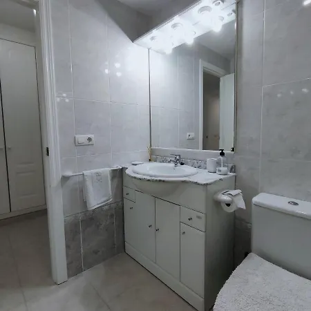 Apartment Ground Floor Close To Arenal - 4 Pers *